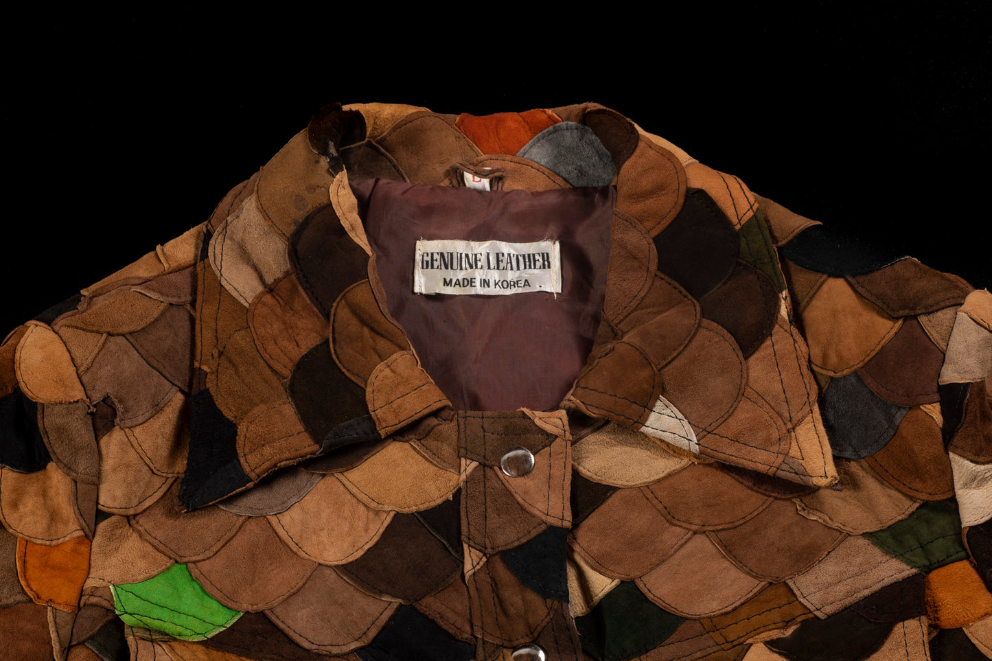 AP_002_JCKT_05