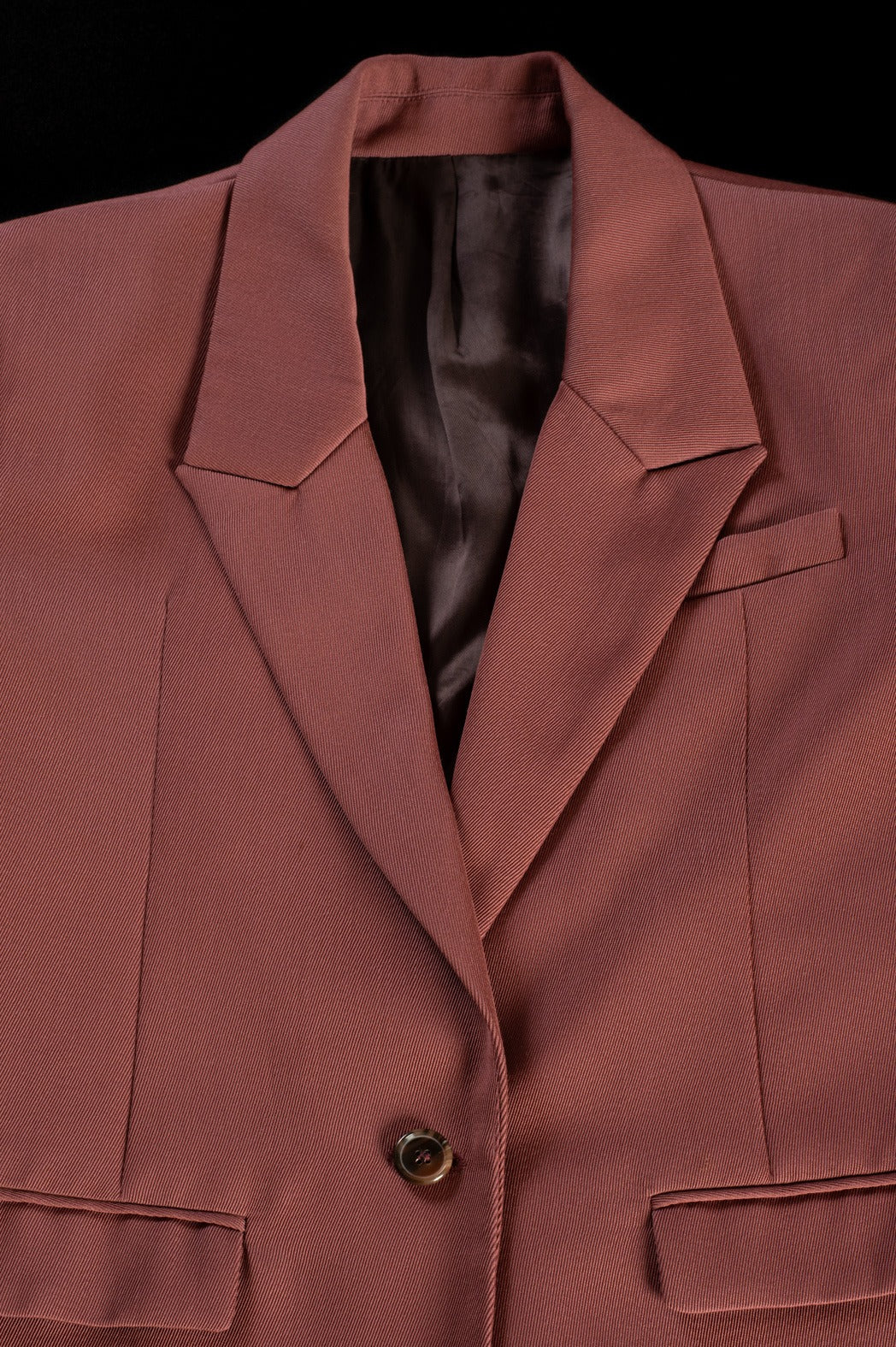 AP_001_SUIT01