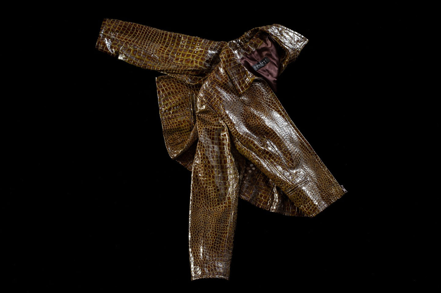 AP_001_JCKT02